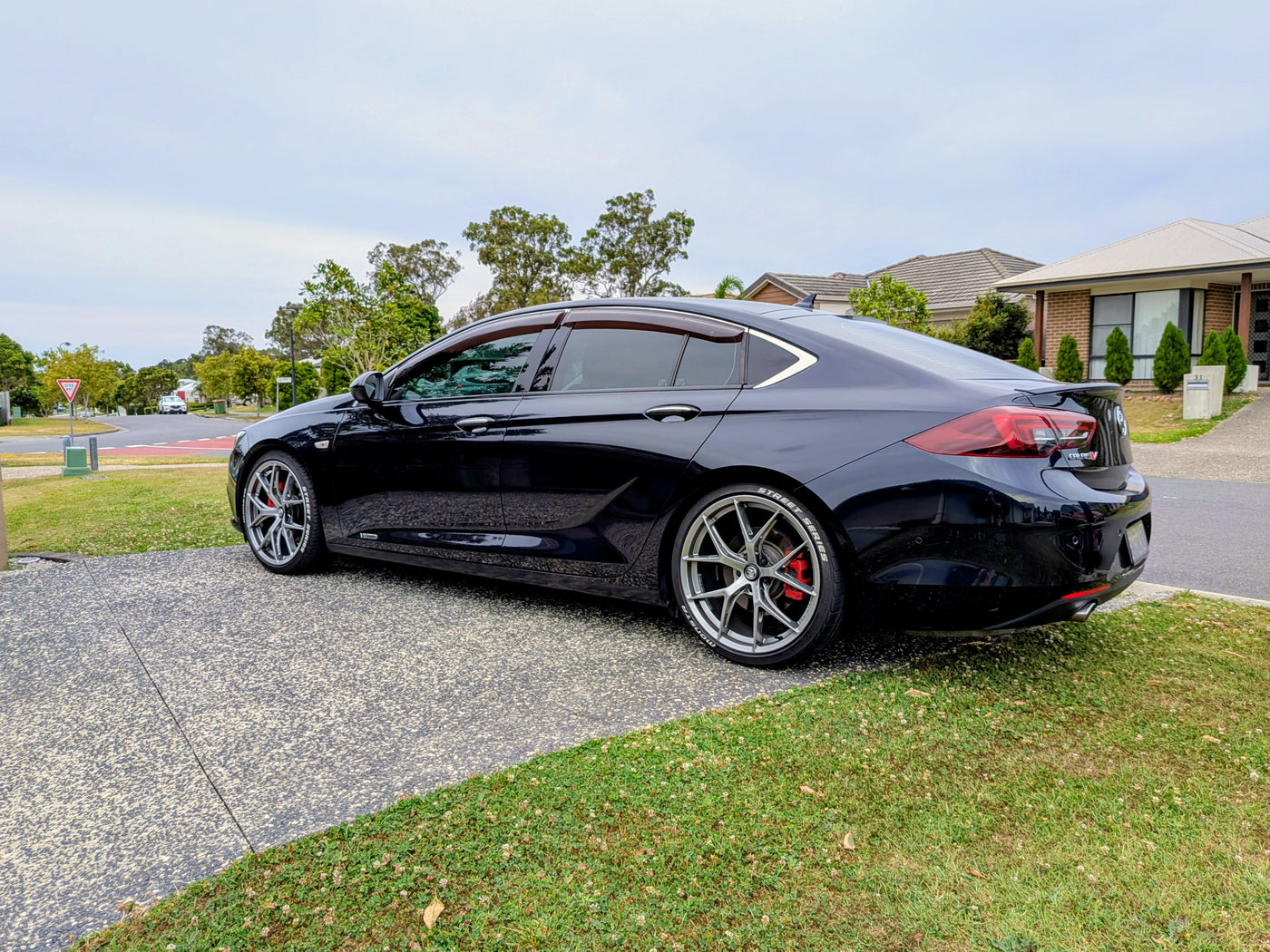 Holden Commodore ZB Coilovers - TITAN SP3 Suspension Kit