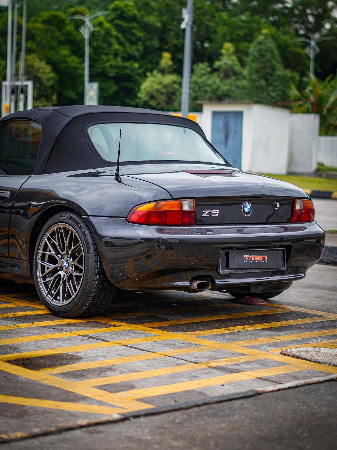 BMW Z3 Coilovers - TITAN SP3 Suspension Kit